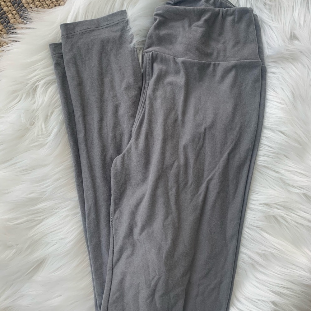 Lularoe Grey OS leggings